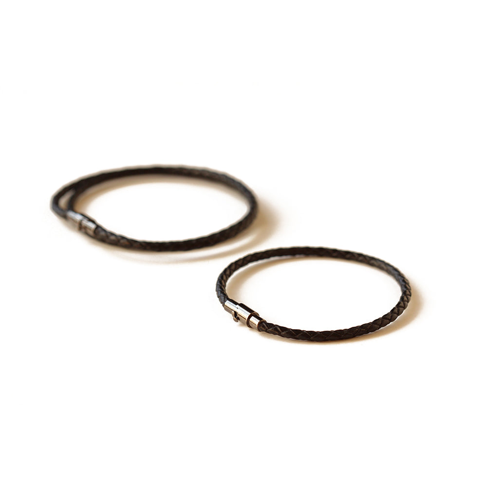 Black thin leather couple bracelets.  Choose from a range of sizes.  Chains by Lauren