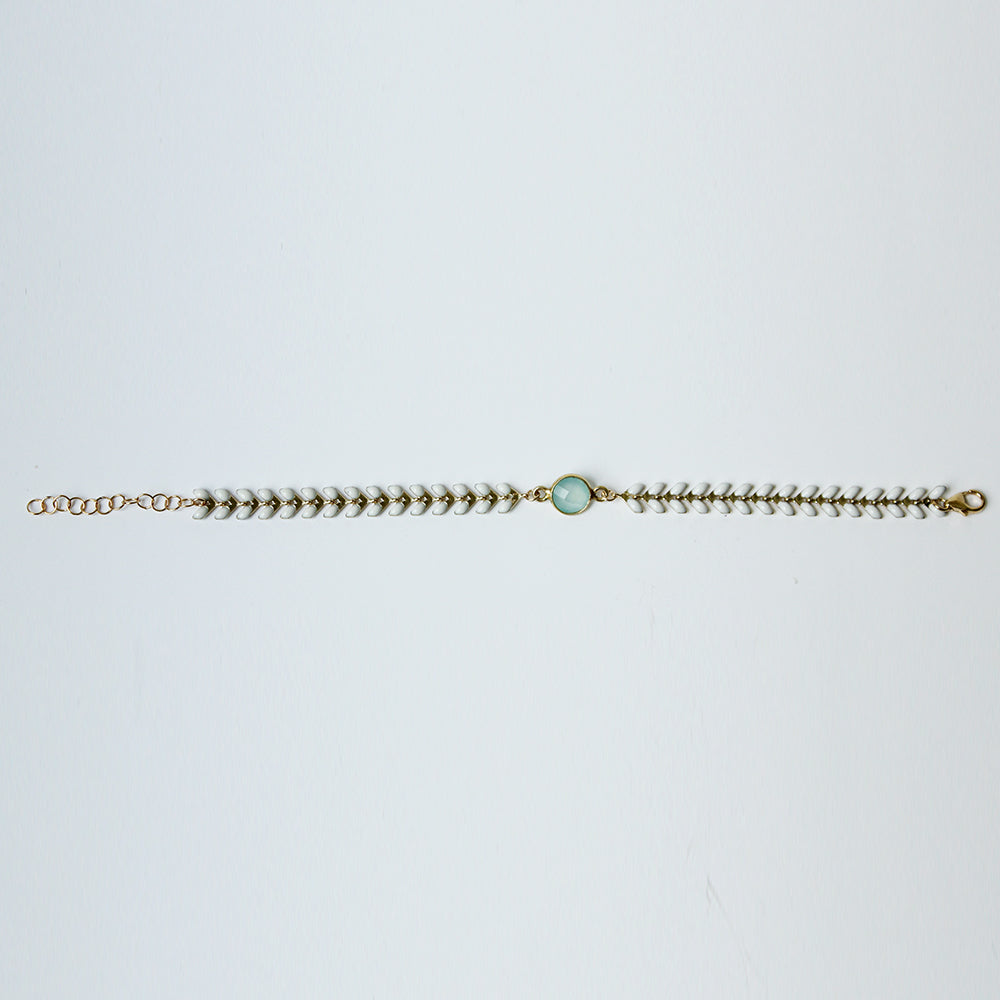 White wheat and chalcedony stone bracelet. Handmade. Chains by Lauren