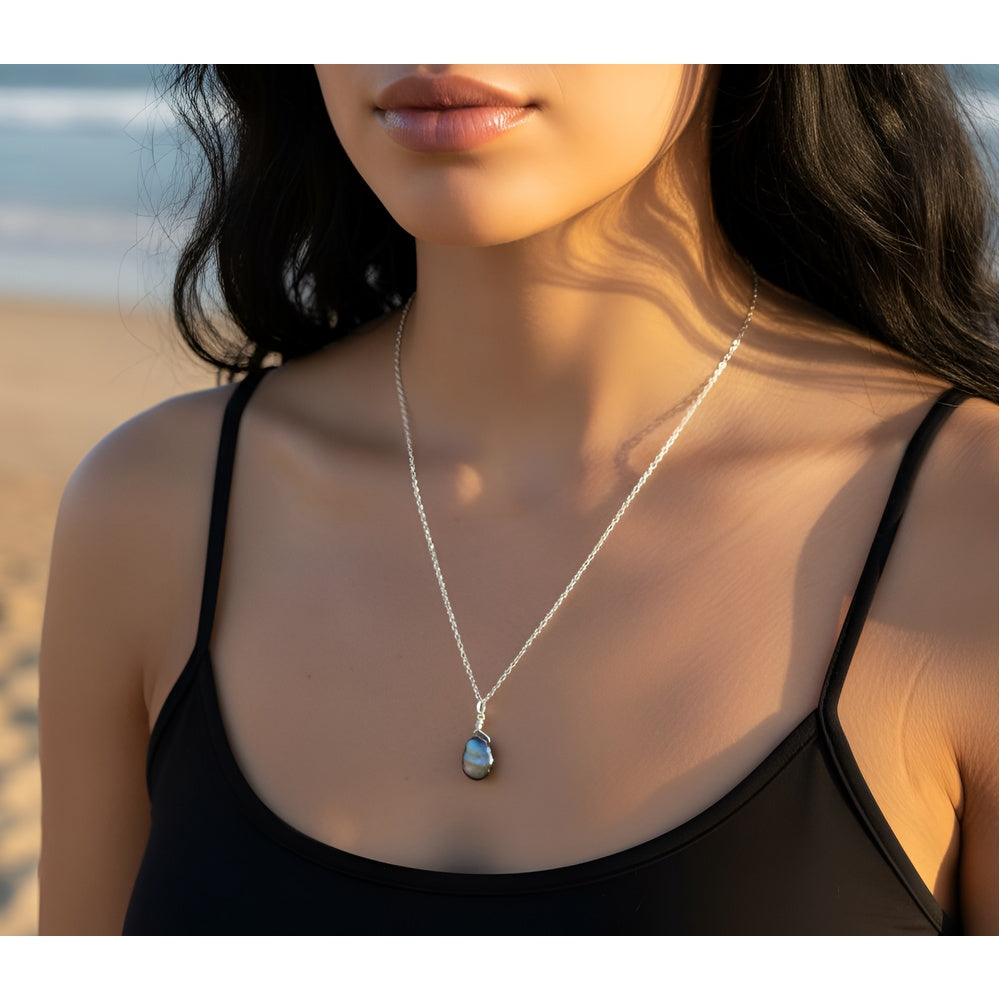 Black Iridescent Pearl Necklace | Coco Beach