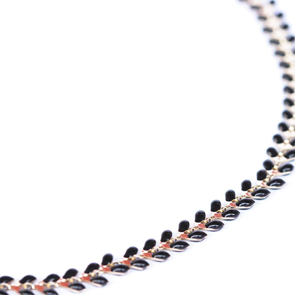 Close up of the black wheat choker.  Chains by Lauren