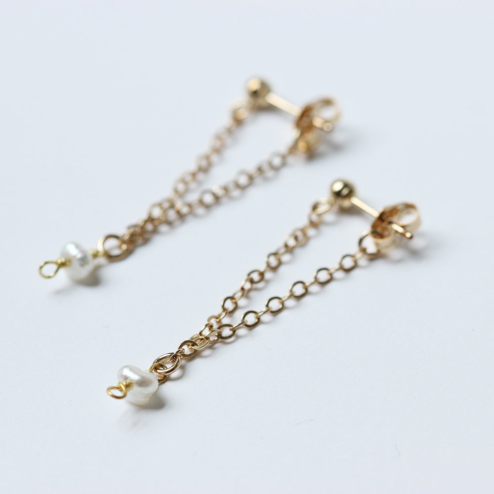 Fresh Water Pearl Gold Loop Earrings | Anse des Flamands