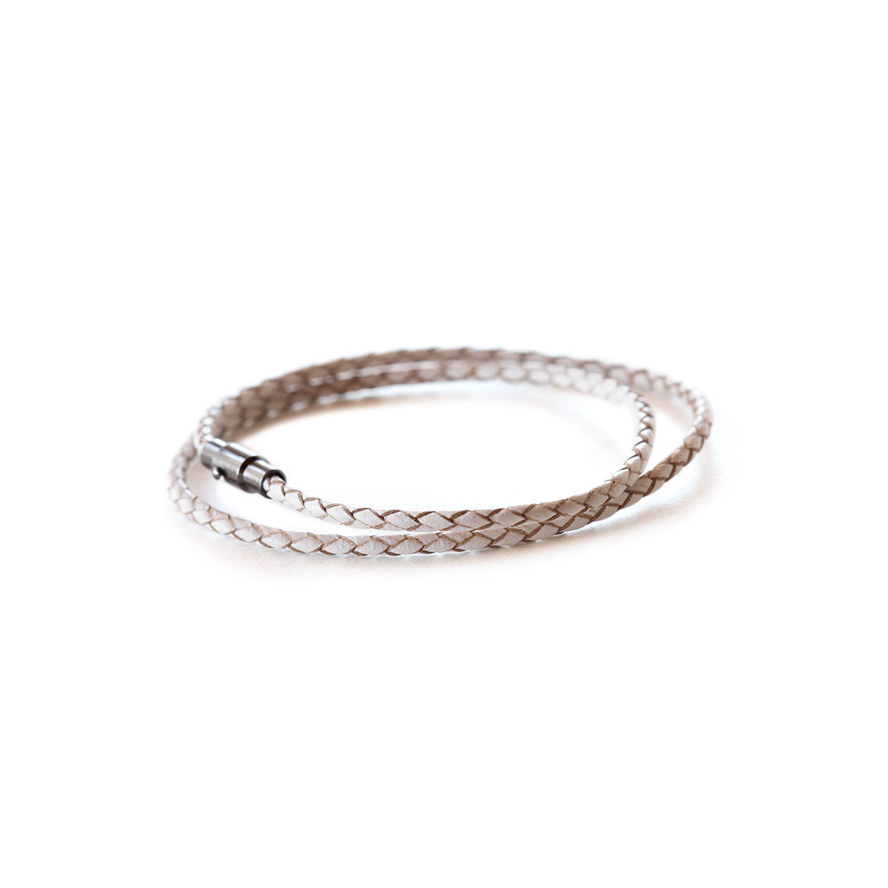 Men's thin leather white wrap bracelet.  Available in a range of sizes.