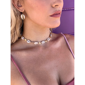 Dusty Rose Cowrie & Gold Bead Choker | Shell Beach