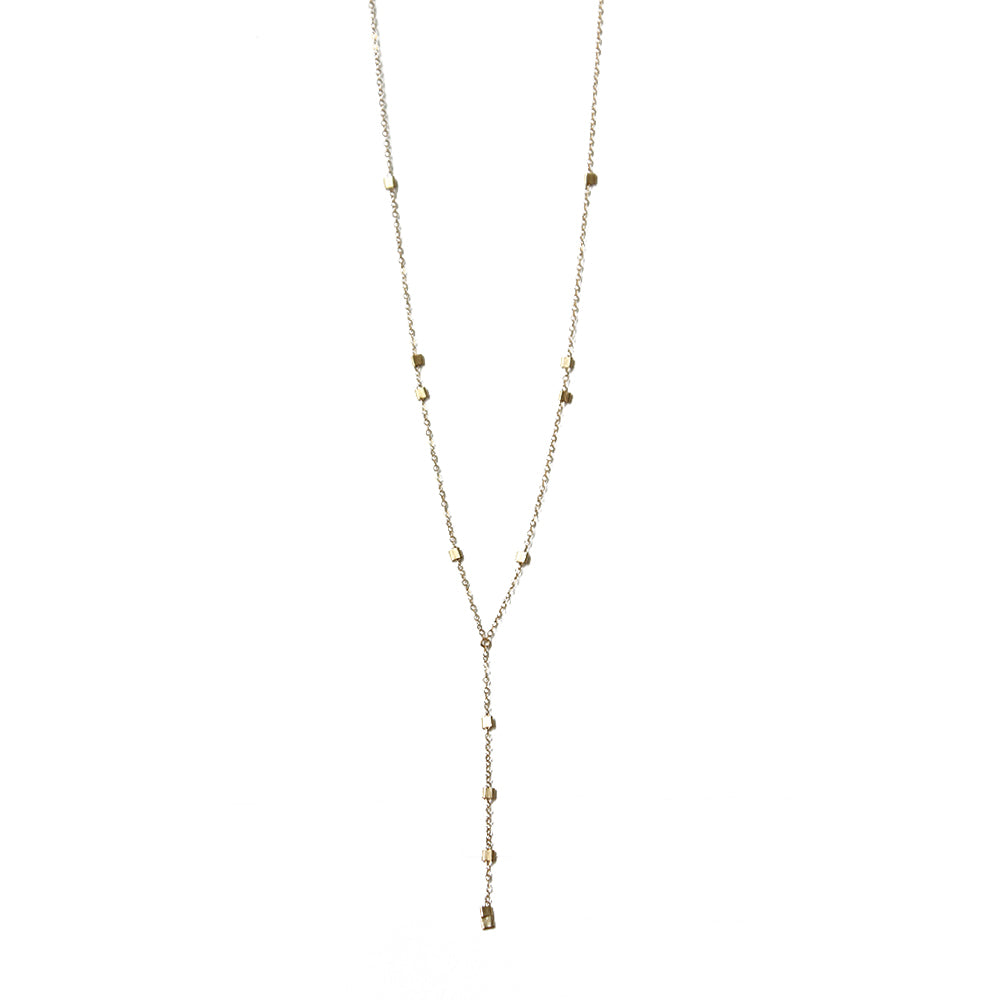 Gold y necklace adjustable at the back neck. Handmade. Chains by Lauren